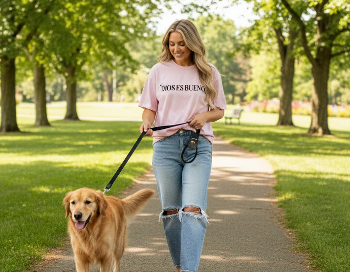 "Dios es Bueno" Spanish Tee