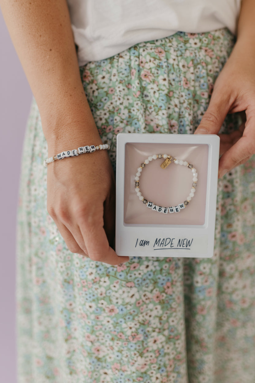 I am Made New Bracelet